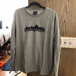 Men’s Patagonia Lightweight Crew sweater